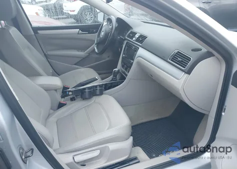 2013 Volkswagen Passat Se from USA, damaged, VIN 1VWBP7A32DC131759